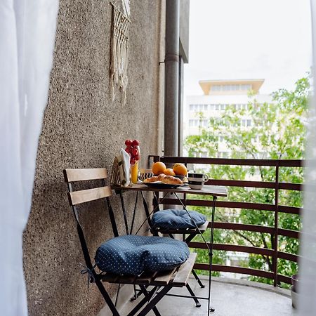 Petite Maison Sur Le Boulevard Bukurešť Exteriér fotografie