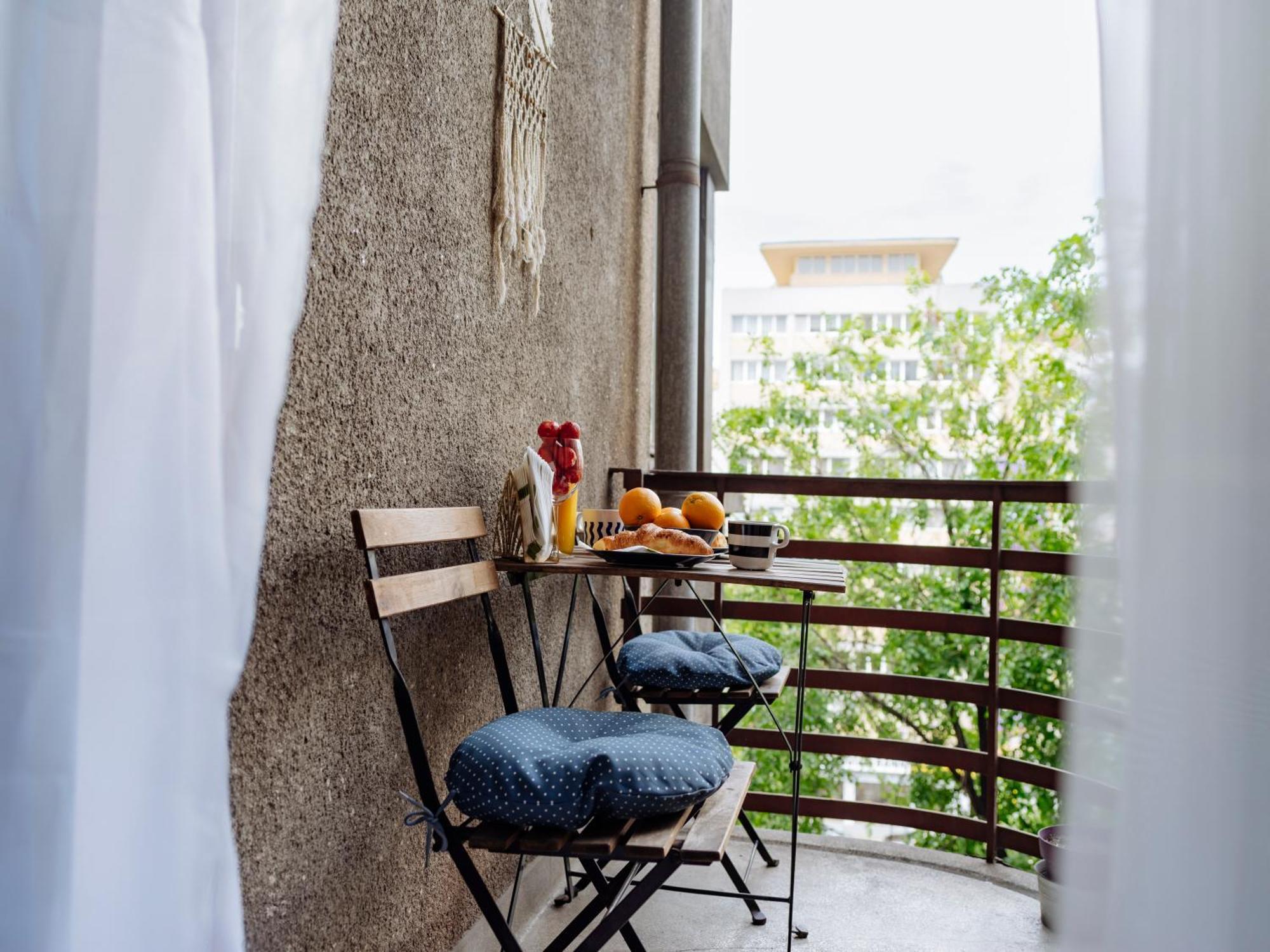 Petite Maison Sur Le Boulevard Bukurešť Exteriér fotografie